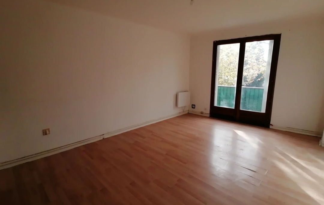 AGENCE TEMPLUM : Apartment | SORGUES (84700) | 50 m2 | 448 € 