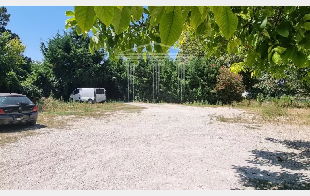 AGENCE TEMPLUM : Ground | SORGUES (84700) | 0 m2 | 190 000 € 