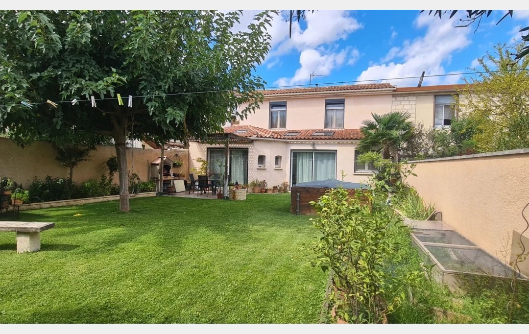 AGENCE TEMPLUM : House | AVIGNON (84000) | 145 m2 | 279 000 € 