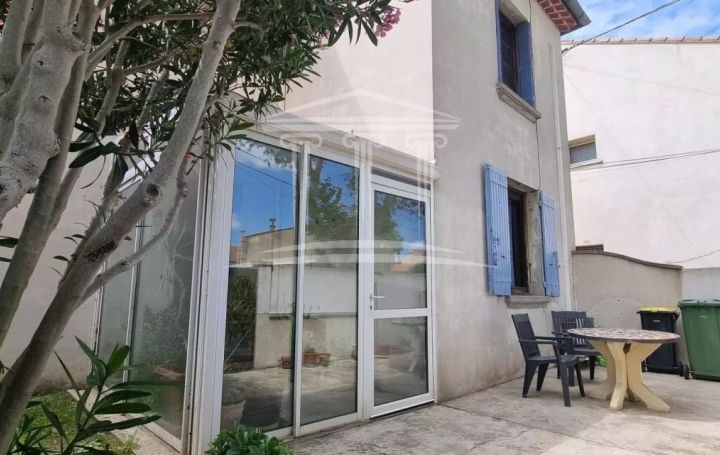 Maison   SORGUES  105 m2 218 000 € 